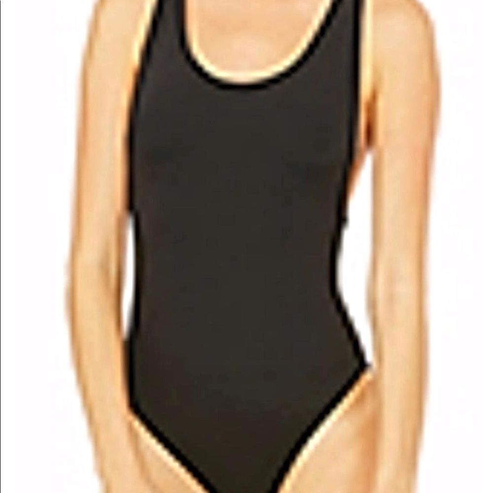 Bella Luxx bodysuit large